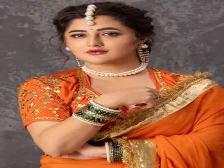 क्या रश्मि देसाई ने प्यार और शादी के बारे में बदली अपनी सोच? जानें उनके नए शो के बारे में!