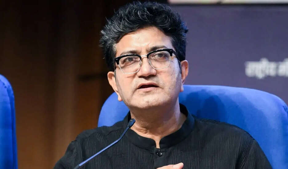प्रसून जोशी बने प्रसार भारती के नए अध्यक्ष