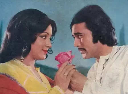 राजेश खन्ना: जब सुपरस्टार की चमक धुंधली हुई, जानें उनकी संघर्ष की कहानी