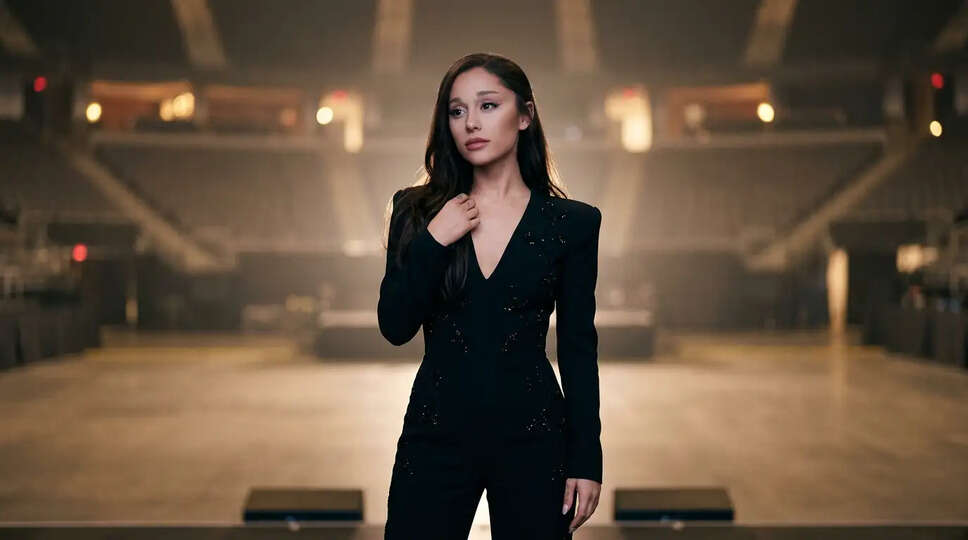 Ariana Grande और Ethan Slater का रिश्ता खत्म: क्या है इसके पीछे की कहानी?
