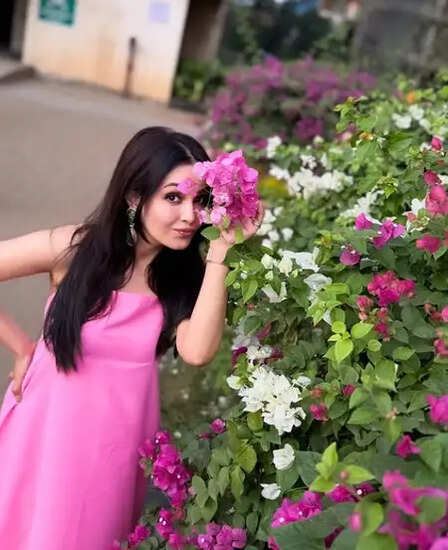 क्या दुनिया की खूबसूरती को बचा पाएंगे? शुभांगी अत्रे ने उठाई पर्यावरण की चिंता