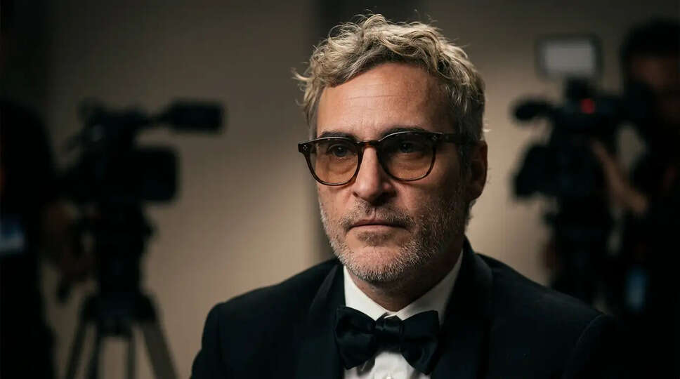 क्या Joaquin Phoenix की भावनात्मक गहराई हमें सिखा सकती है? जानें उनके विचारों के पीछे की सच्चाई!