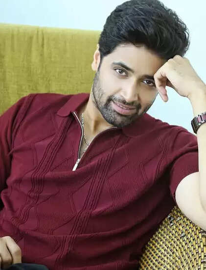 नए साल का जश्न: बॉलीवुड सितारों की सादगी भरी योजनाएं