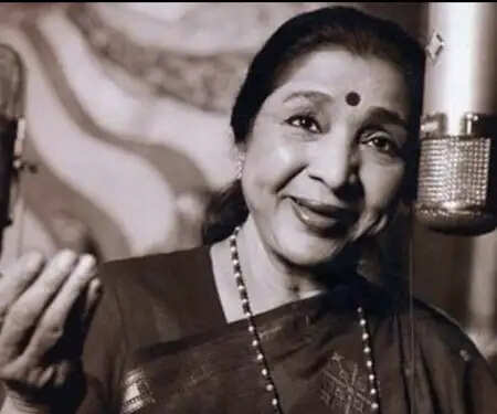 आशा भोसले के निधन पर जीनत अमान और जया प्रदा की भावुक श्रद्धांजलि