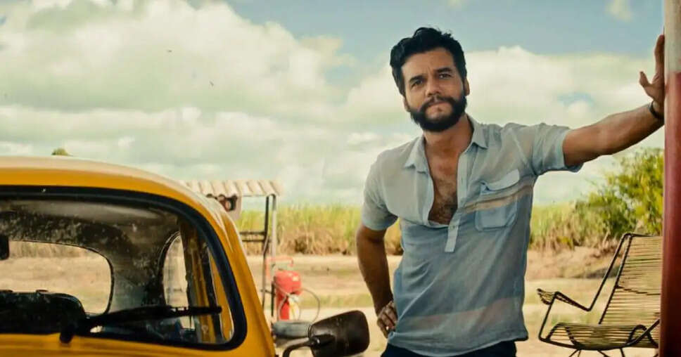 क्लेबेर मेंडोंका फिल्हो की फिल्म 'द सीक्रेट एजेंट': एक राजनीतिक थ्रिलर