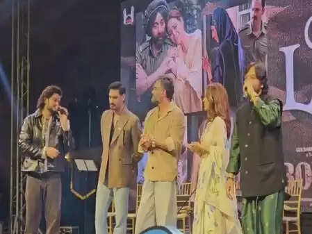 क्या है 'बॉर्डर-2' का नया गाना 'जाते हुए लम्हें'? जानें सुनील शेट्टी की भावनाएं!