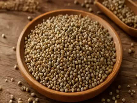 सर्दियों में ऊर्जा का खजाना: बाजरा के अद्भुत फायदे जानें!