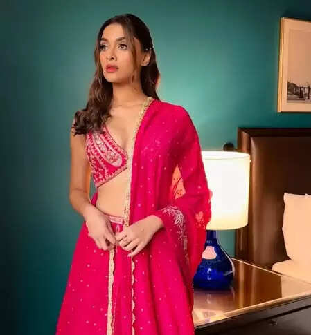 क्या है 'द इंडिया हाउस' में सई मांजरेकर का अनोखा अनुभव? जानें इस पैन-इंडिया फिल्म की खासियत!