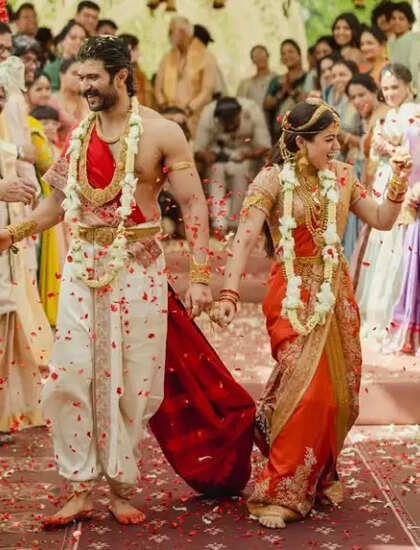 दक्षिण भारतीय सिनेमा के सितारे विजय देवरकोंडा और रश्मिका मंदाना की शादी में क्या खास था?