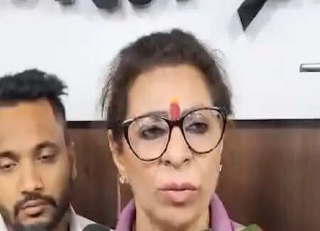 क्या खत्म हुआ Anjali Raghav और Pawan Singh का विवाद? जानें पूरी कहानी!