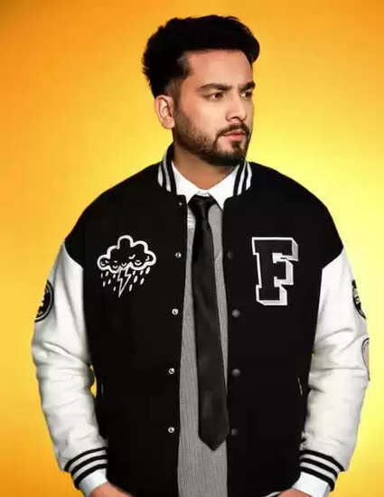 हरियाणवी संस्कृति को नई पहचान देने वाले एल्विश यादव की कहानी: जानें उनकी ओटीटी सीरीज के बारे में!