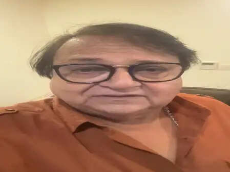 राकेश बेदी के हाथ लगीं नई फिल्में, वरुण धवन के साथ करेंगे काम!