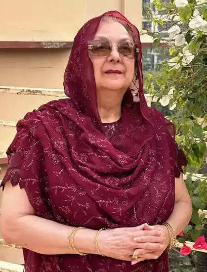 धर्मेंद्र के जन्मदिन पर सायरा बानो की भावुक श्रद्धांजलि: क्या कहा उन्होंने?