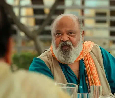 कौन हैं 'कल्लू मामा' के पीछे का चेहरा? जानें सौरभ शुक्ला की अनकही कहानी!