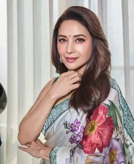 माधुरी दीक्षित ने साझा किए फिल्म इंडस्ट्री में चार दशकों के अनुभव, जानें क्या बदला!