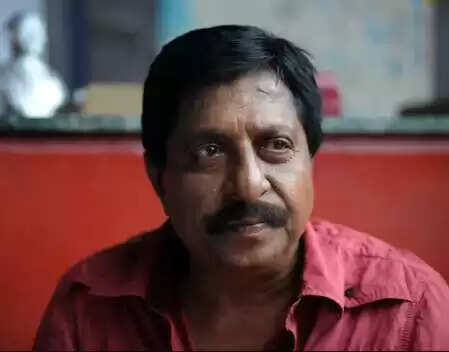 प्रियंका गांधी ने मलयालम सिनेमा के दिग्गज श्रीनिवासन के निधन पर जताया शोक