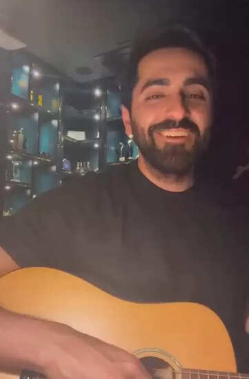 आखिर क्यों आयुष्मान खुराना और जनाई भोसले ने दी आशा भोसले को भावुक श्रद्धांजलि?