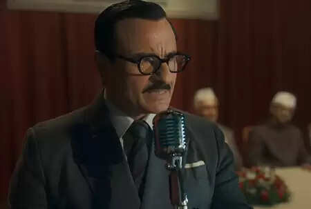 क्या सैफ अली खान और प्रतीक गांधी की जोड़ी बनाएगी इतिहास? जानें 'हम हिंदुस्तानी' की अनसुनी कहानी!