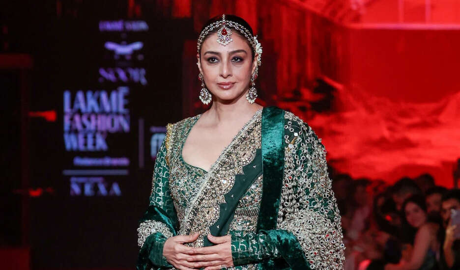 तब्बू: बॉलीवुड की बेहतरीन अदाकारा और उनकी व्यक्तिगत ज़िंदगी पर खुलासे