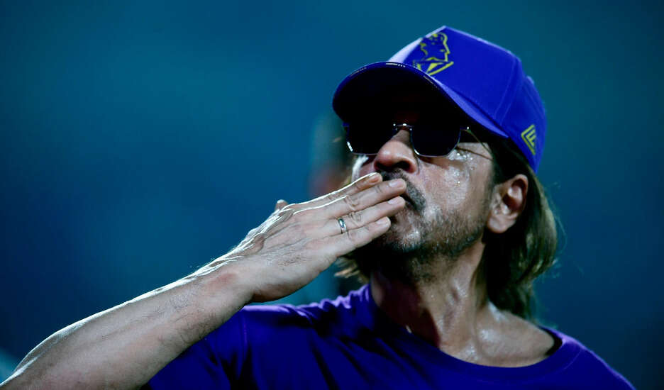 शाहरुख खान ने जन्मदिन पर प्रशंसकों से मिलने में असमर्थता जताई