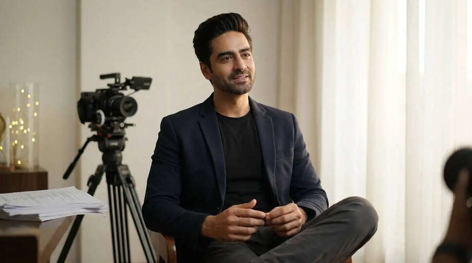 रोहित पुरोहित ने YouTube चैनल की सफलता पर जताई खुशी, इशिका शाहि की तारीफ की