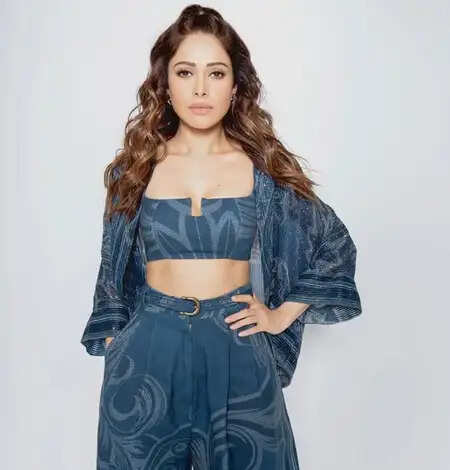 नुसरत भरूचा: संघर्ष से सफलता की कहानी, जानें कैसे बनीं बॉलीवुड की स्टार!