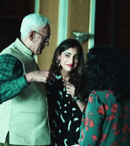 कुब्रा सैत की 'संकल्प' में दमदार भूमिका और ओलिव क्राउन अवॉर्ड्स में खास पल