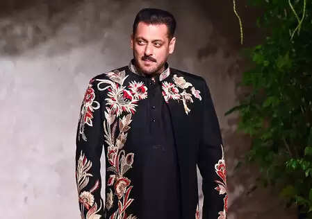 सलमान खान: बॉलीवुड के दबंग का जादू और उनकी अदाकारी की कहानी