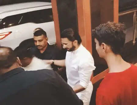 क्या रणवीर सिंह की फिल्म 'धुरंधर: द रिवेंज' ने तोड़ा बाहुबली का रिकॉर्ड? जानें उनकी मोहन भागवत से मुलाकात के बारे में!