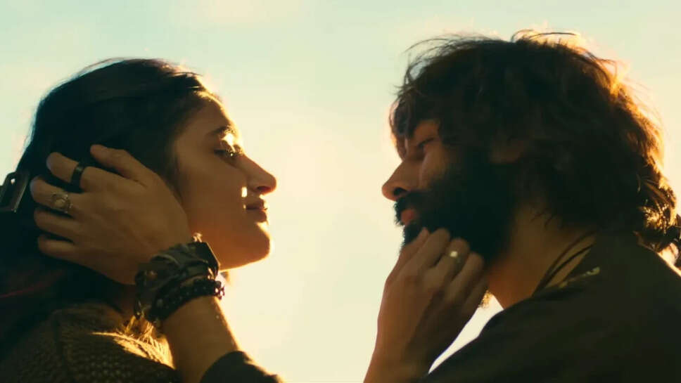 अनुराग बसु की नई फिल्म में कार्तिक आर्यन और श्रीलीला की जोड़ी