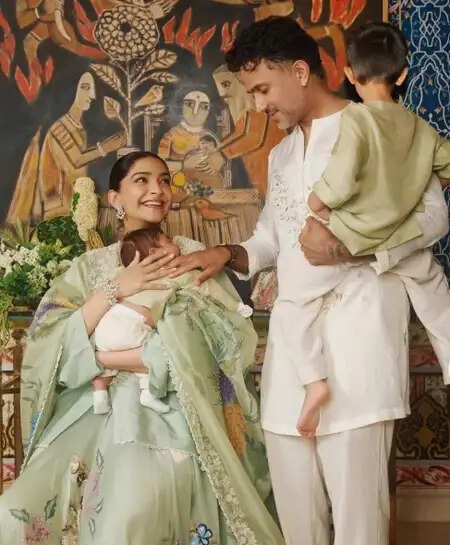 बॉलीवुड और साउथ इंडियन सितारों के बच्चों के नामों में आध्यात्मिकता का जादू!