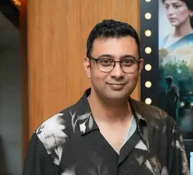 क्या हैं &lsquo;राख&rsquo; के सेट पर पुरानी गाड़ियों के साथ हुई मजेदार घटनाएं? जानें प्रोसित रॉय की जुबानी!