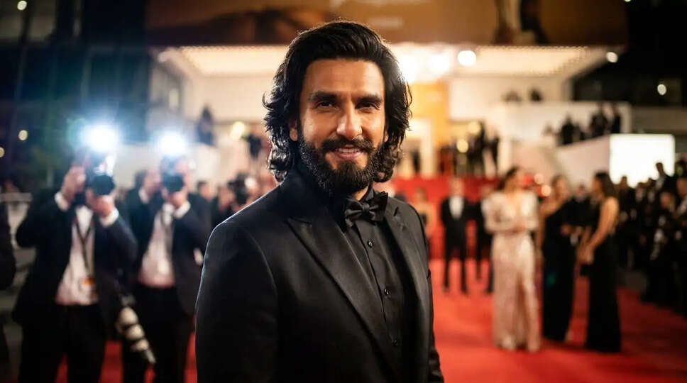 क्या 'Dhurandhar: The Revenge' कर पाएगा 'Pushpa 2' को पीछे छोड़ने में? जानें बॉक्स ऑफिस की ताजा स्थिति!