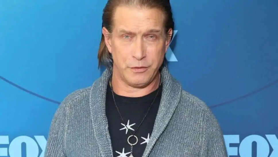 क्या हुआ जब Stephen Baldwin को Jennifer Aniston से ज्यादा मजेदार माना गया?