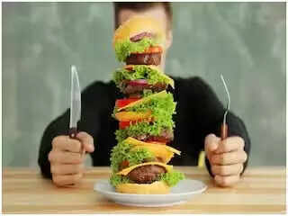 महिलाओं में PCOS: जानें इसके कारण और इससे बचने के उपाय