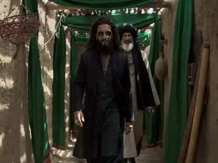 क्या 'धुरंधर: द रिवेंज' पहले ही दिन हो गई है पाइरेसी का शिकार?