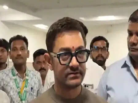 आशा भोसले का निधन: बॉलीवुड ने खोया एक अनमोल सितारा