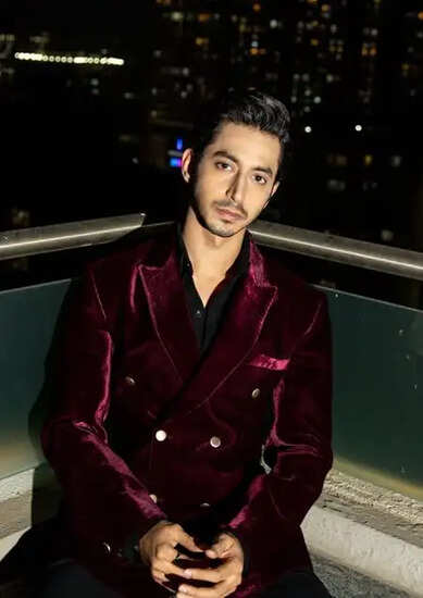 क्या है मिहिर आहूजा की नई वेब सीरीज 'शब्द- रीत और रिवाज' में घुप्पी सिंह का किरदार?