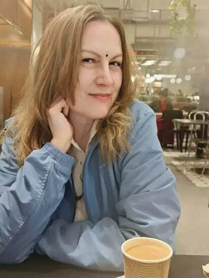 दीपिका की चुप्पी पर सुजैन बर्नर्ट का सवाल: क्या रणवीर की फिल्म पर नहीं है गर्व?