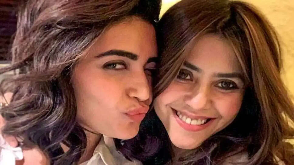 कौन है Karishma Tanna के पहले बच्चे का पिता? जानें इस खुशखबरी के पीछे की कहानी!