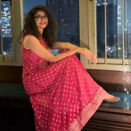 क्या आप जानते हैं रतन राजपूत की अनसुनी कहानी? पर्दे से दूर, लेकिन सोशल मीडिया पर हैं सक्रिय!