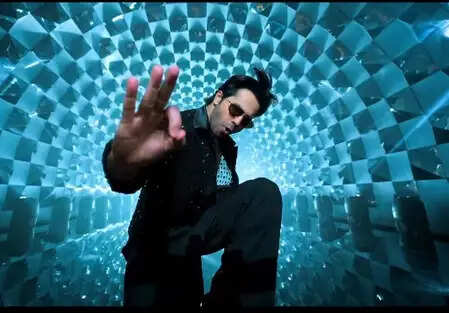 क्या है वरुण धवन का नया बर्थडे जैम 'वाओ'? जानें इस धमाकेदार गाने के बारे में!