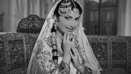 कौन हैं मीनू मुमताज? संघर्ष से सफलता की कहानी सुनिए!