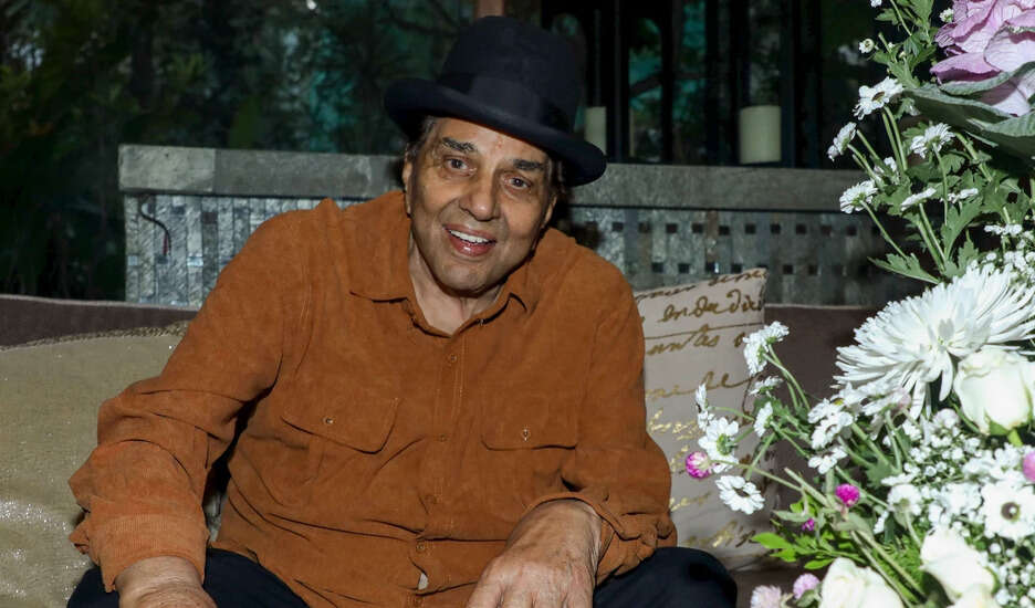 धर्मेंद्र का निधन: भारतीय सिनेमा के एक युग का अंत