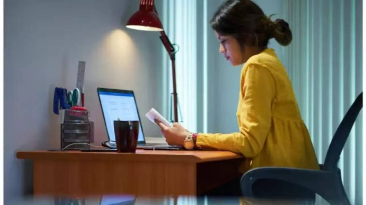 NEET परीक्षा के लिए खुद को कैसे रखें मोटिवेटेड? जानें ये 8 टिप्स!