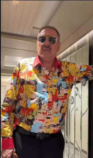 क्या आप तैयार हैं? 'खोसला का घोसला' के सीक्वल में लौटे बोमन ईरानी का पहला लुक!