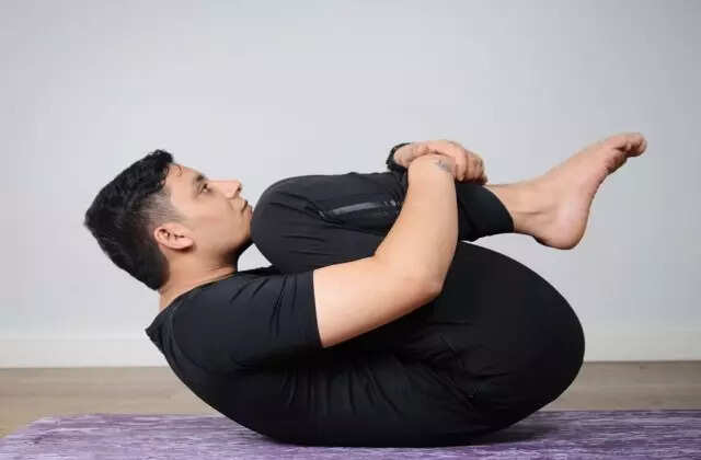 क्या योग से माइग्रेन में मिलेगी राहत? जानें प्रभावी आसनों के बारे में!