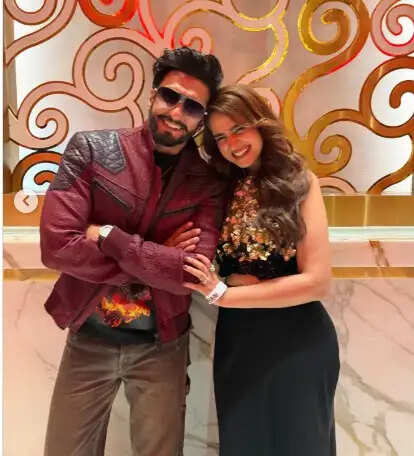 क्या है 'धुरंधर: 2' की खासियत? जानें आयशा खान के दिल छूने वाले पोस्ट के बारे में!