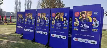 श्रीनगर में सोनू निगम का संगीत समारोह: मोहम्मद रफी को श्रद्धांजलि देने का खास मौका!