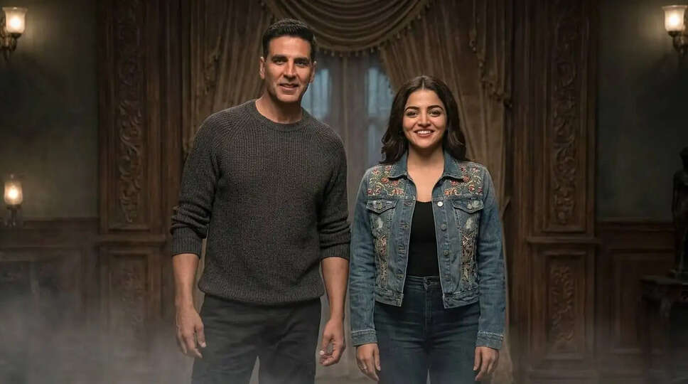 क्या है Bhooth Bangla की सफलता का राज? जानें इस हॉरर कॉमेडी के बारे में!